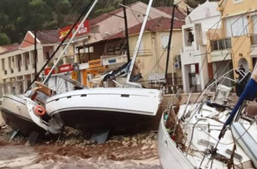  Eντυπωσιακή φωτογραφία του  “Ιανού”  που αγκαλιάζει την Ελλάδα από τον δορυφόρο (pic)