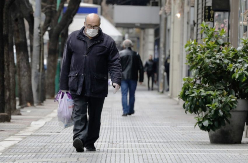  “Εκβιασμός το δίλημμα του Μητσοτάκη” – Οι αντιδράσεις των κομμάτων στο τηλεοπτικό μήνυμα του πρωθυπουργού για τον κοροναϊό