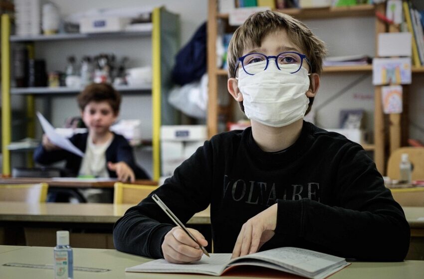  Κοροναϊος – Σχολεία: Δυσάρεστα νέα από Ευρώπη – Αβεβαιότητα Σύψα για το εμβόλιο (vid)