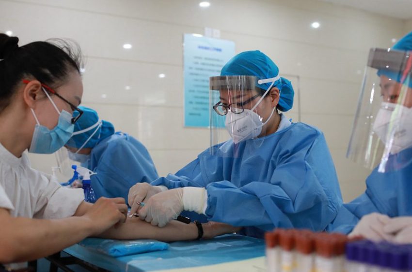  Kίνα: Το πειραματικό εμβόλιο έγινε σε 60.000 ανθρώπους χωρίς παρενέργειες