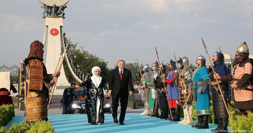  Τριπλασιάστηκαν τα έξοδα των ανακτόρων του Ερντογάν – “Βράζει” η αντιπολίτευση