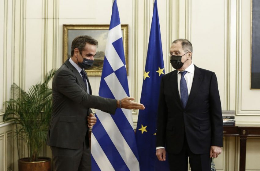  Μητσοτάκης: Ταραξίας η Τουρκία με θρησκευτικό μανδύα – Λαβρόφ: Είμαστε έτοιμοι να συμβάλλουμε για την αποκλιμάκωση στην αν. Μεσόγειο