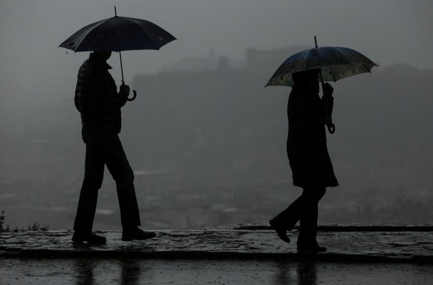  Έκτακτο δελτίο επιδείνωσης του καιρού – Τριήμερο με βροχές, καταιγίδες, χιονοπτώσεις