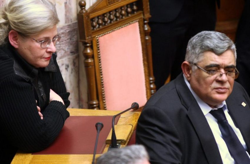  Διόρισαν μετακλητή στη Βουλή τη σύζυγο Μιχαλολιάκου λίγο πριν την δικαστική απόφαση για την Χ.Α! – Eξηγήσεις ζητά ο ΣΥΡΙΖΑ