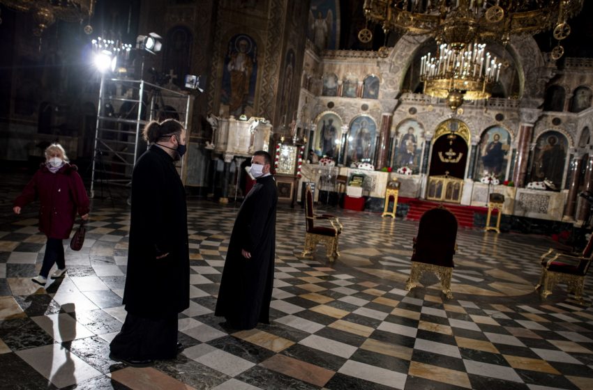  Νέο μέτωπο με την Εκκλησία για την κυβέρνηση- Επιστολή Ιεράς Συνόδου για να παραμείνουν ανοικτές οι εκκλησίες τα Χριστούγεννα