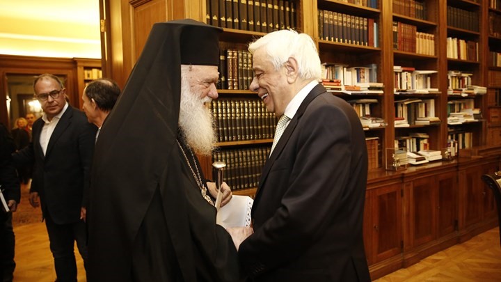  Τηλεφωνική επικοινωνία του Προκόπη Παυλόπουλου με τον Αρχιεπίσκοπο Ιερώνυμο