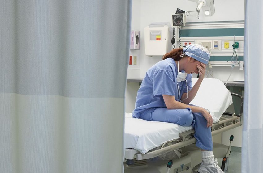  “Burnout”- Το φαινόμενο της εξουθένωσης γιατρών και νοσηλευτών που απειλεί με κατάρρευση το ΕΣΥ- Κραυγή αγωνίας από τους υγειονομικούς