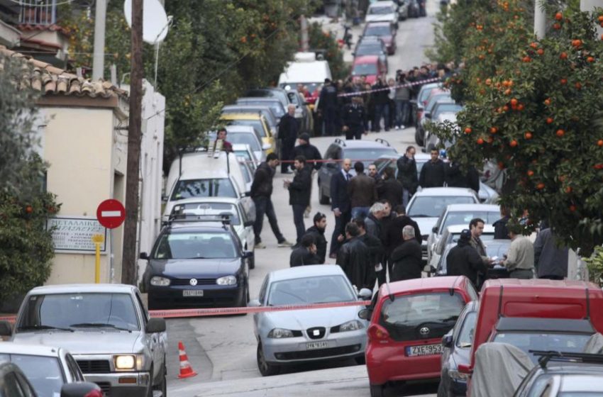  Mακελειό στον Βύρωνα – 2010: Αποζημίωση 410.000 ευρώ στην οικογένεια του υδραυλικού που σκοτώθηκε στην επιχείρηση σύλληψης Αλβανού δραπέτη