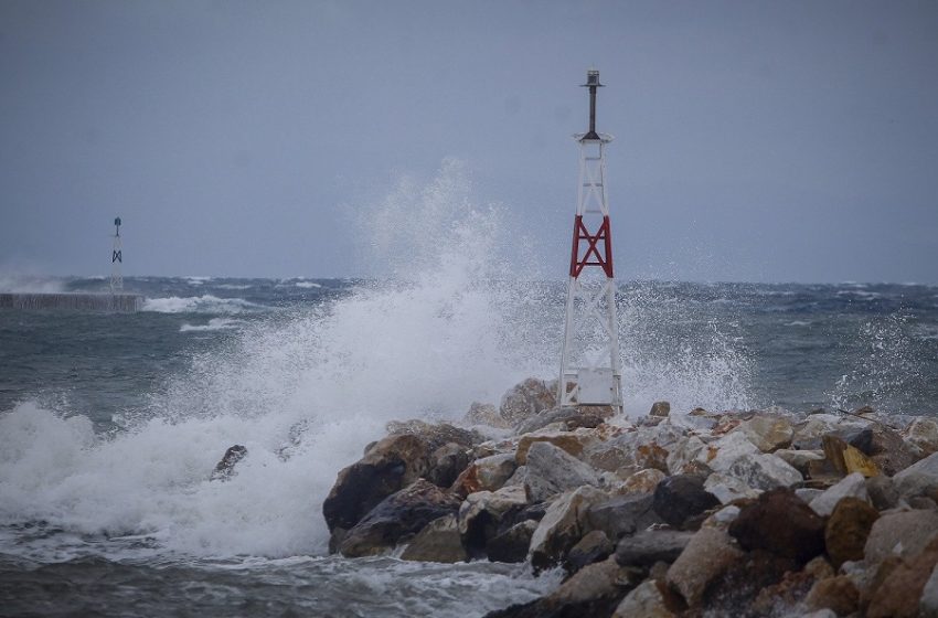  Θυελλώδεις βοριάδες έως 9 μποφόρ και ασθενείς βροχές