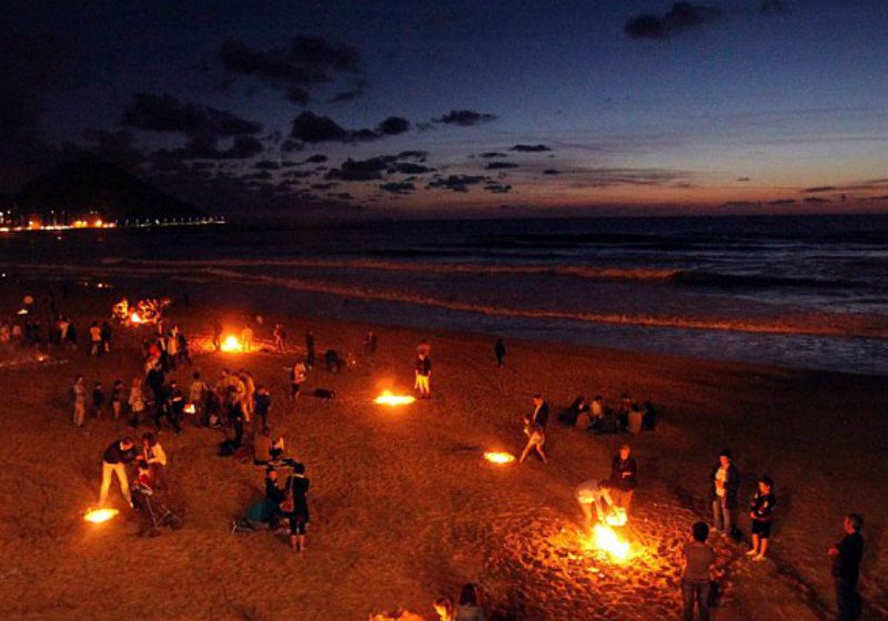  Κορονο-πάρτι στην παραλία της Πάτρας με 25 καλεσμένους
