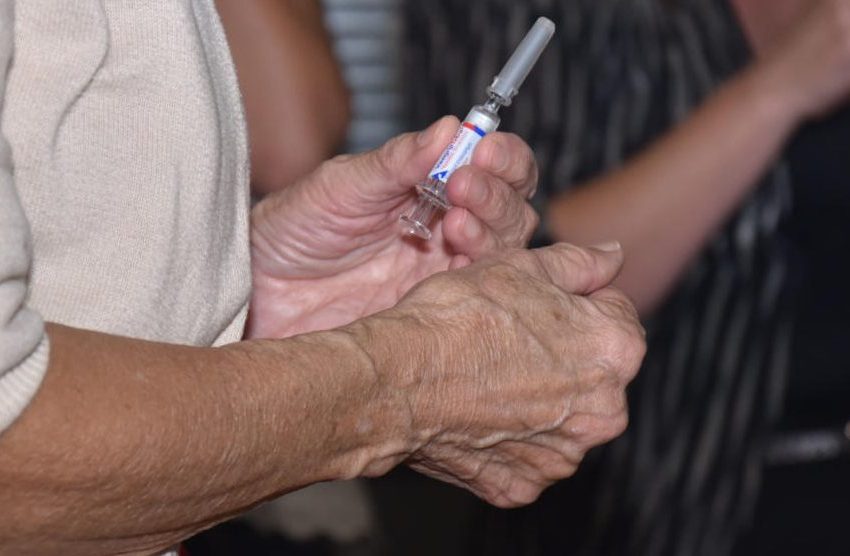  Ξαφνικό θέμα με το αντιγριπικό εμβόλιο: Τελικά τι ισχύει για τις ελλείψεις; – Απαντά στο libre o  Υφ. Υγείας Β. Κοντοζαμάνης