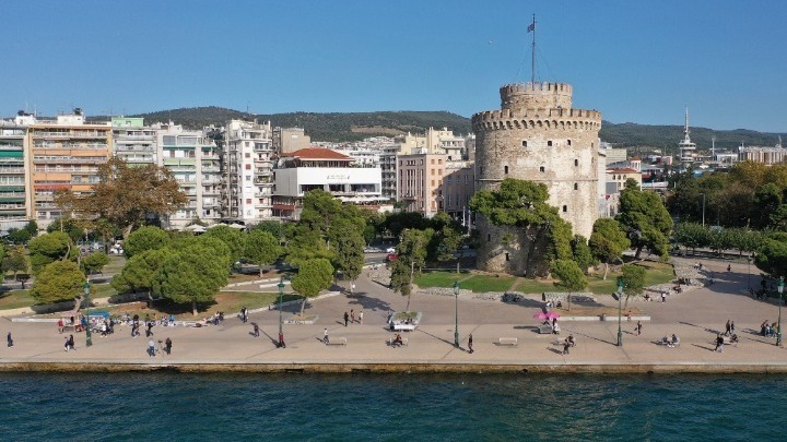  “Επιστροφή” στην άνοιξη ζητά η Θεσσαλονίκη – Κοινή επιστολή στον πρωθυπουργό για πιο αυστηρά μέτρα