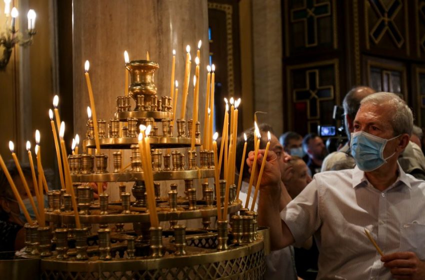  Ηχηρό μήνυμα ιερέα-ψυχιάτρου προς την Ιερά Σύνοδο για την ασυλία στους αρνητές: “Η Εκκλησία μας κατάντησε όμηρος φονταμενταλιστών”