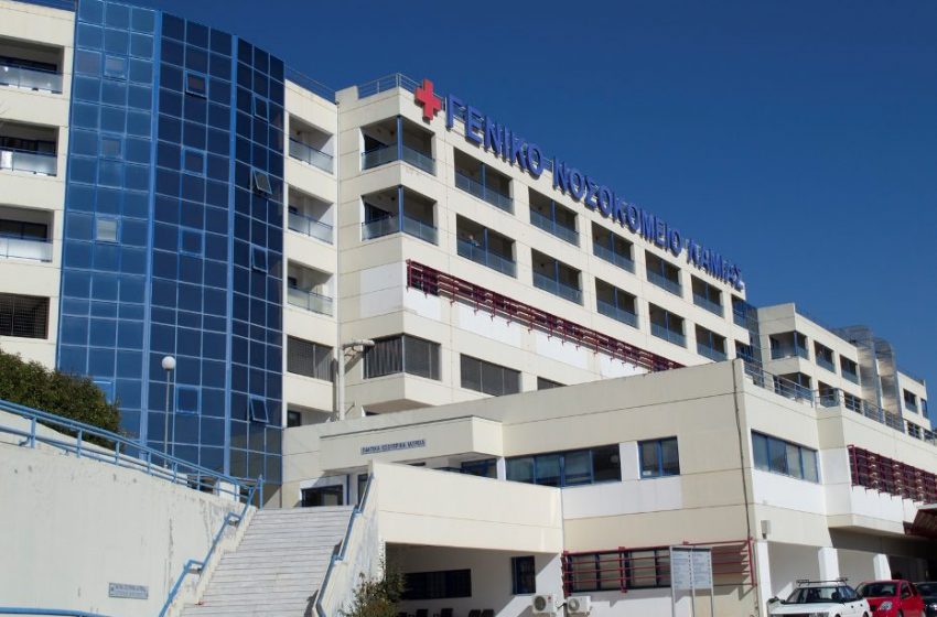  H γιαγιά που κοιτάζει στα μάτια τον κοροναϊό στην Λαμία