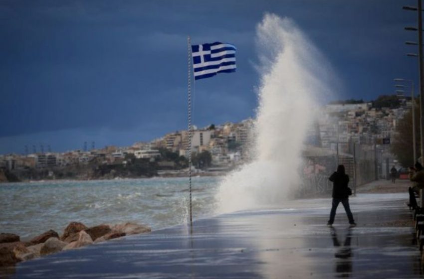  Kακοκαιρία: Τέσσερα νησιά στο μάτι του κυκλώνα