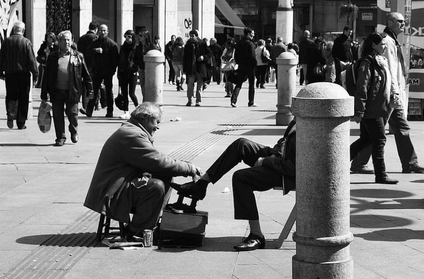  Τα παπούτσια του πρωθυπουργού…