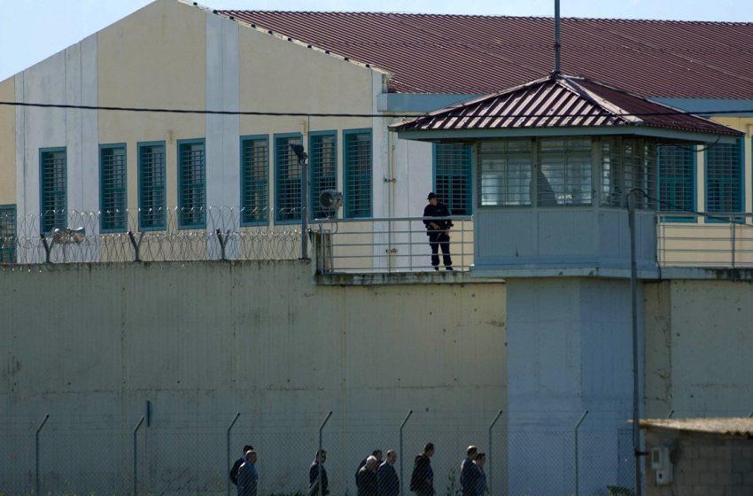  Αιματηρή συμπλοκή στις φυλακές του Μαλανδρίνου