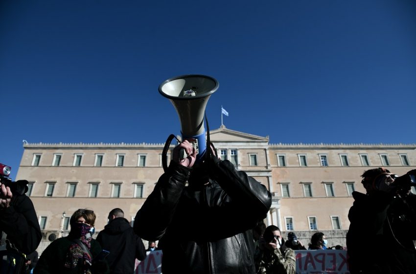  Απαγόρευση συγκεντρώσεων: Δικογραφία της ΕΛ.ΑΣ για το συλλαλητήριο – Στον Γιαννάκο της ΠΟΕΔΗΝ η πρώτη δίωξη