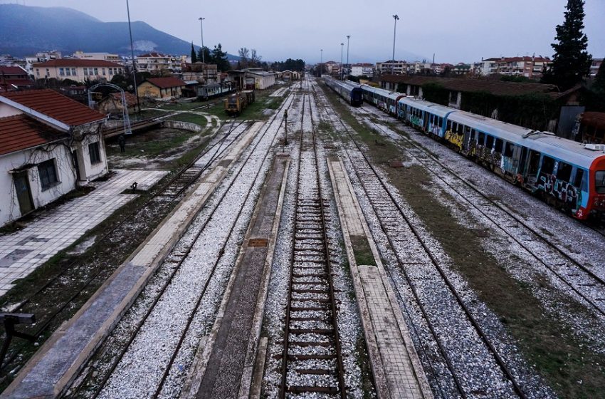  Έρημος και παγωμένος σταθμός