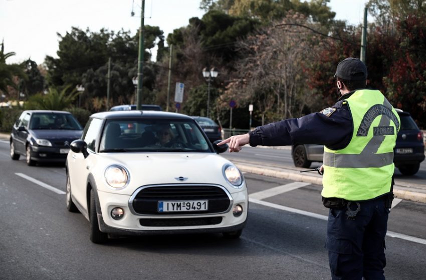  Τζανάκης για ανεμβολίαστους αστυνομικούς: Έχουμε βάλει τον λύκο να φυλάει τα πρόβατα (vid)