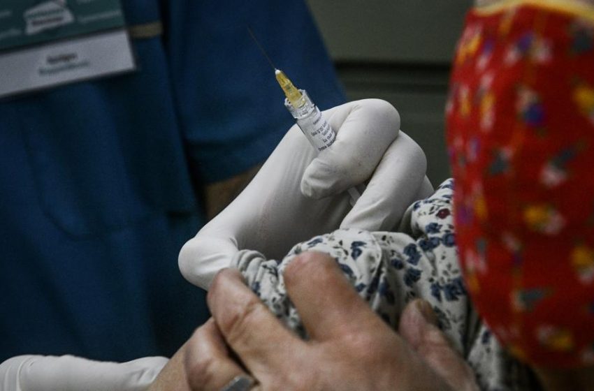  Επιμένουν ΕΙΝΑΠ-ΟΕΝΓΕ για τις αναβολές εμβολιασμών- Απάντηση Παγώνη στην ανακοίνωση Θεμιστοκλέους
