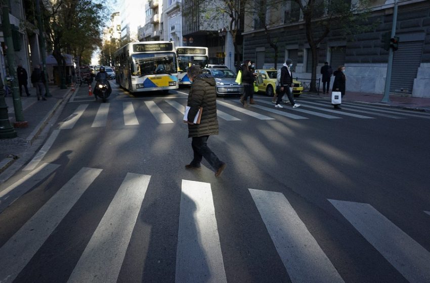  Αύξηση κρουσμάτων: Πόσο αναμένεται το επόμενο διάστημα – Η Αττική το επίκεντρο της διασποράς