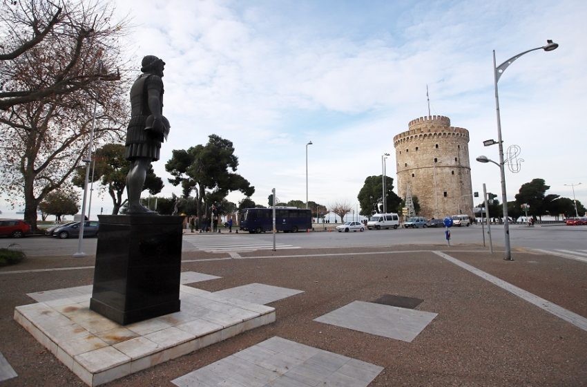  Κοροναϊός: Στο “πράσινο” η Θεσσαλονίκη, με ανησυχία για τις μεταλλάξεις