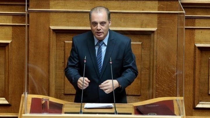  Βελόπουλος: Αν μεγαλώνατε την Ελλάδα έστω και κατά ένα εκατοστό, θα ψηφίζαμε τη συμφωνία