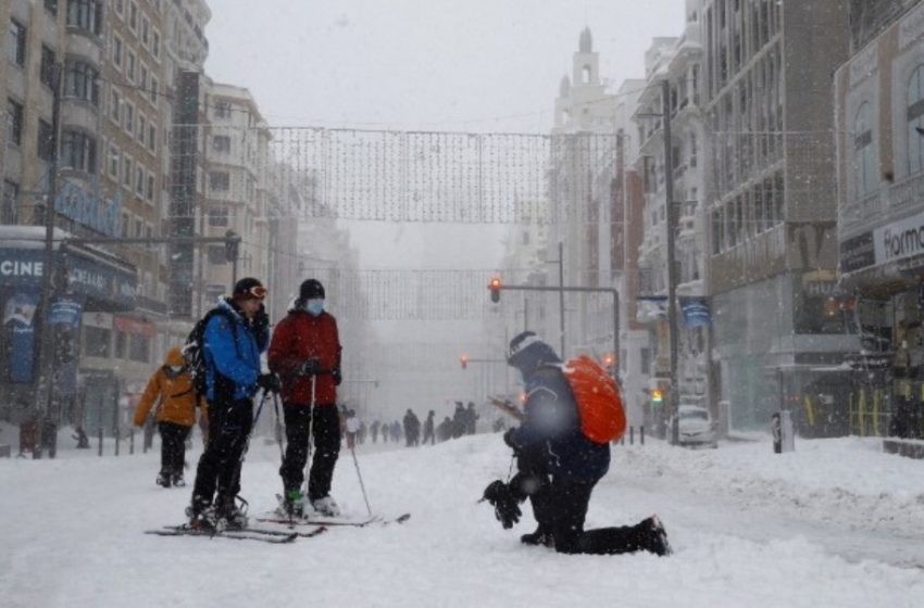  Ισπανία: Σφοδρή κακοκαιρία, δύο νεκροί από χιονοθύελλα