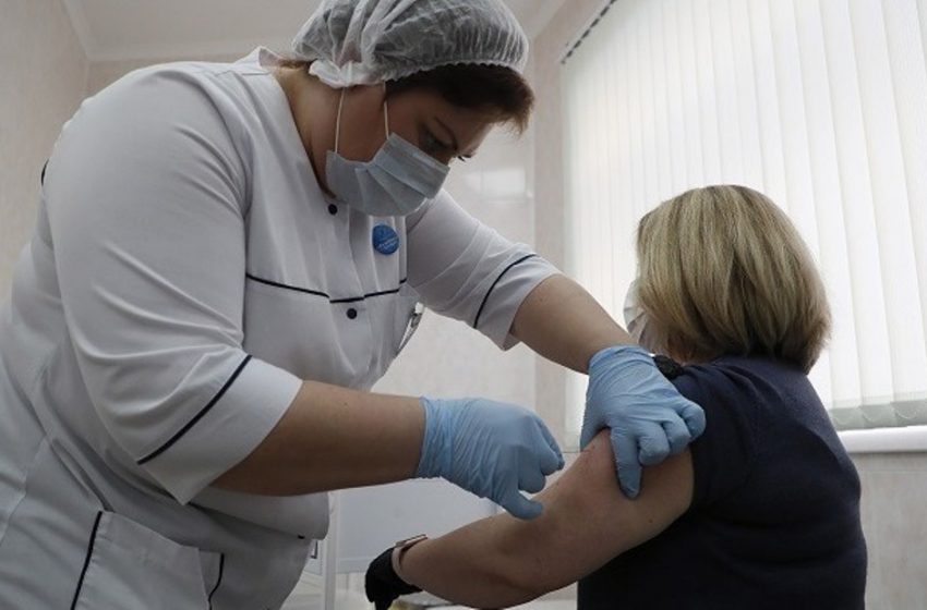  Ρωσία: Ξεκινάει τη Δευτέρα ο μαζικός εμβολιασμός