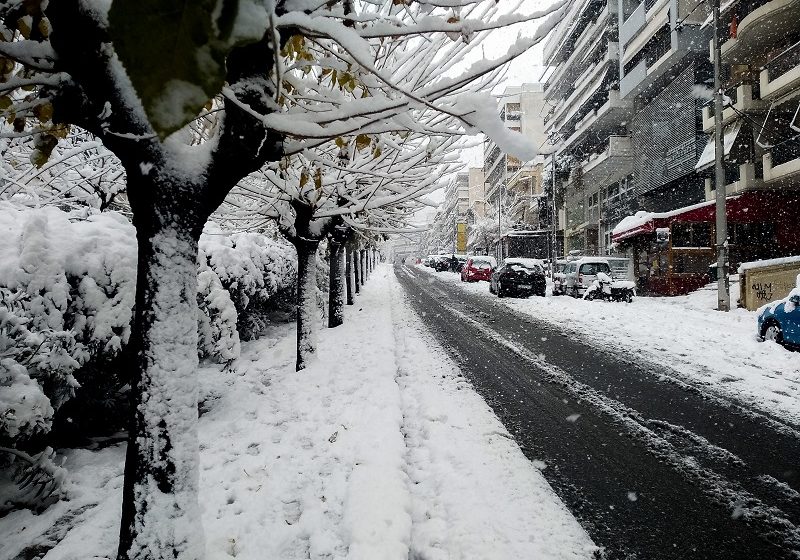  Πώς η ετοιμότητα του κρατικού μηχανισμού “βούλιαξε” στο χιόνι – Πυρ ομαδόν από την αντιπολίτευση για το “επιτελικό αλαλούμ”