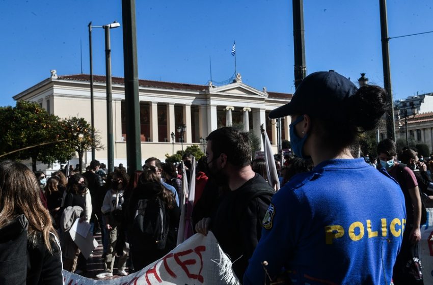  Πανεπιστημιακή αστυνομία: διχάζει ακόμη και τους γαλάζιους…