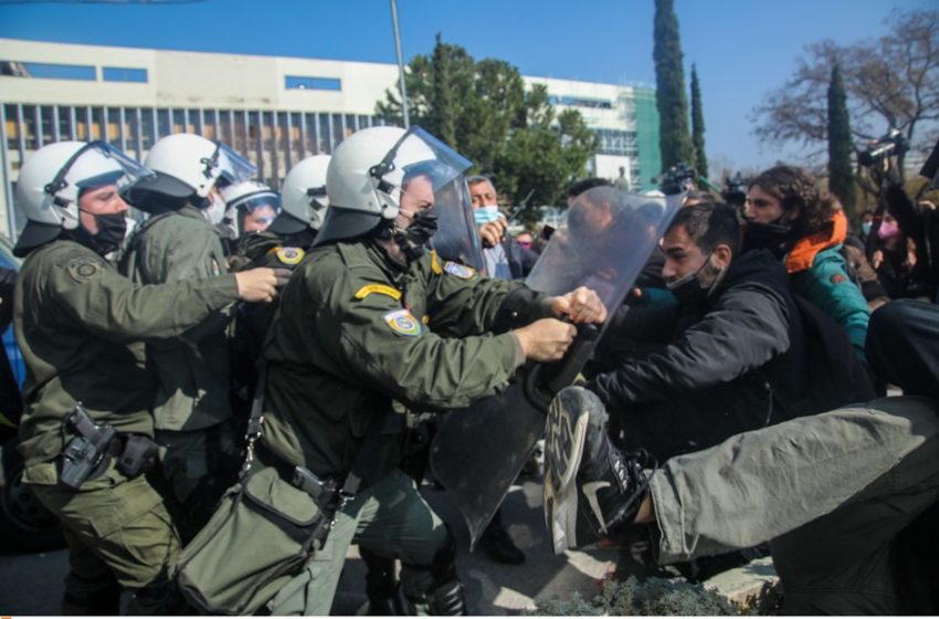  Θεσσαλονίκη: 31 συλλήψεις κατά την αστυνομική επιχείρηση στο ΑΠΘ