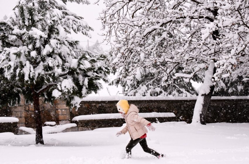  Κακοκαιρία “Μπάρμπαρα” – “Εντυπωσιακά θα μπει ο χιονιάς την Κυριακή το πρωί” – Η πρόβλεψη Καλλιάνου