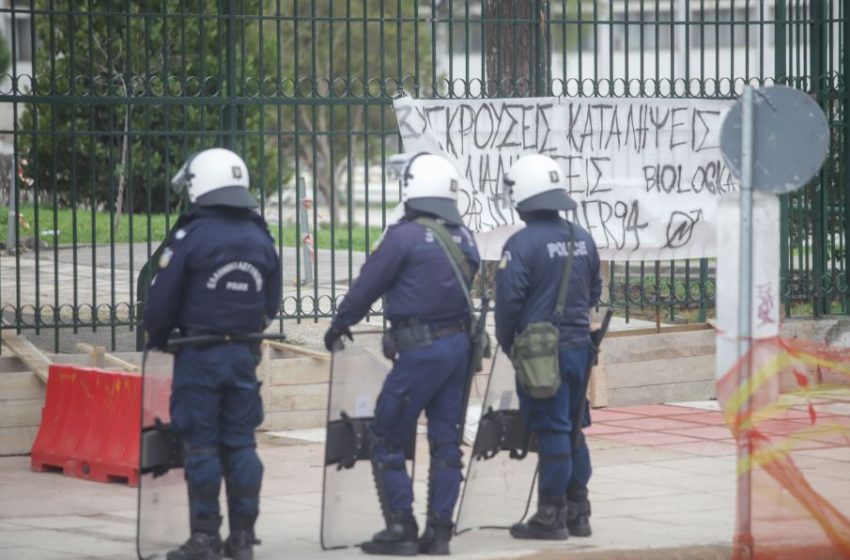  ΣΥΡΙΖΑ: Ο κ. Μητσοτάκης υποδαυλίζει τη βία και τα επεισόδια
