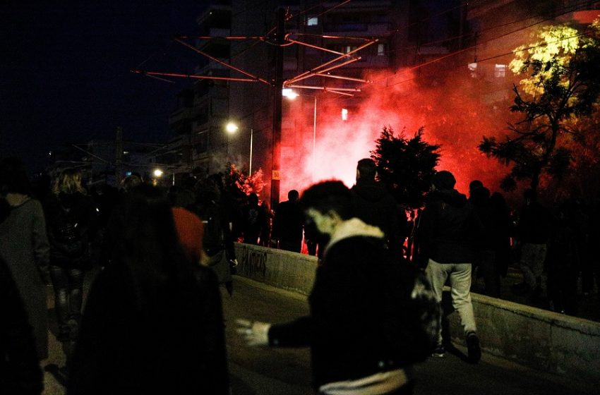  Νέα Σμύρνη – τραυματισμός αστυνομικού: Φαρσέρ ο “αυτόπτης” που κατήγγειλε τον ελληνοϊρακινό που συνελήφθη