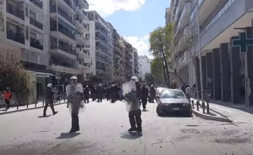  Θεσσαλονίκη: Επίθεση ακροδεξιών σε αυτοδιαχειριζόμενο κοινωνικό χώρο