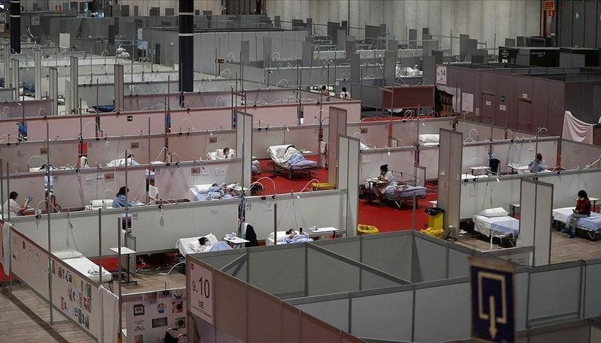  Κοροναϊός: Γεμίζουν ασφυκτικά τα νοσοκομεία στην Ευρώπη