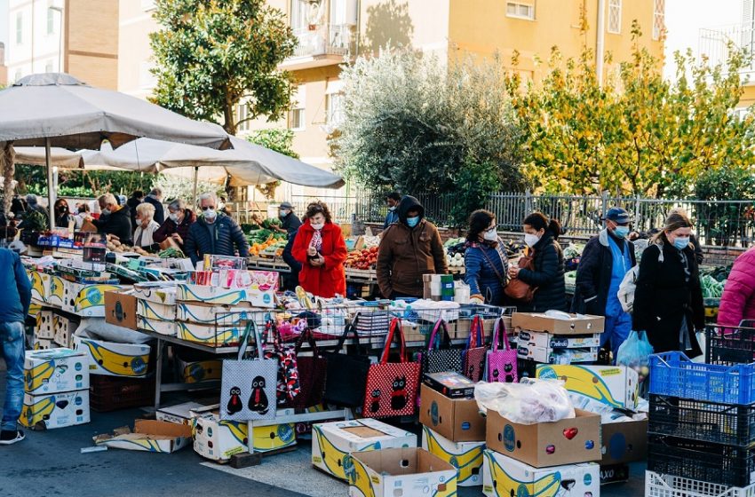  Σικελία: Ανακοίνωναν λιγότερους θανάτους για να μη μπουν στο “κόκκινο” – Παραιτήθηκε ο υπεύθυνος Υγείας