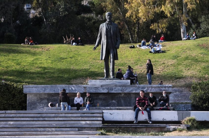  “Κλείδωσε” η απαγόρευση κυκλοφορίας στις 9