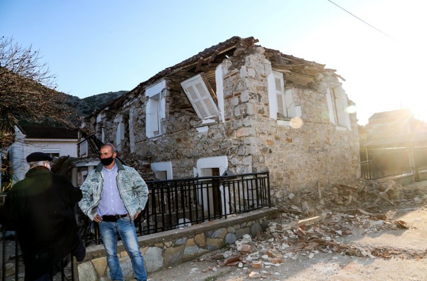  Σεισμός Ελασσόνα: “Για τρεις μήνες θα κάνει μετασεισμούς” λέει ο Παπαζάχος