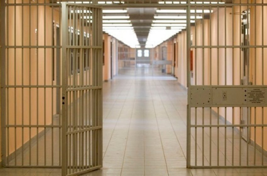  Ιταλία: Κρατούμενος που βρισκόταν σε κατ’ οίκον περιορισμό ζήτησε να επιστρέψει στη φυλακή γιατί δεν άντεχε τη… σύζυγό του