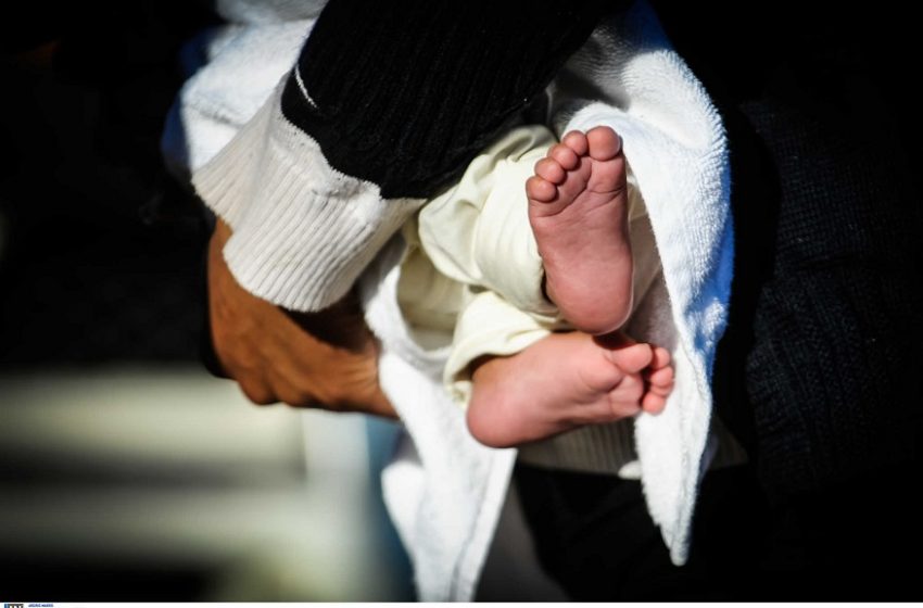  Ηράκλειο: Έγκυος γέννησε στην τουαλέτα του νοσοκομείου
