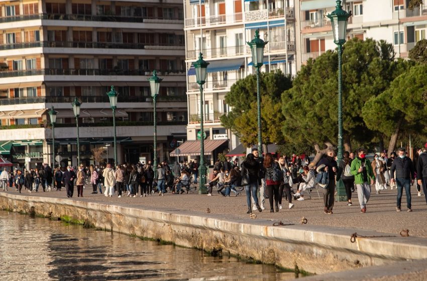  Αναμένεται αποκλιμάκωση κρουσμάτων και θανάτων στην Ελλάδα τις επόμενες δύο εβδομάδες