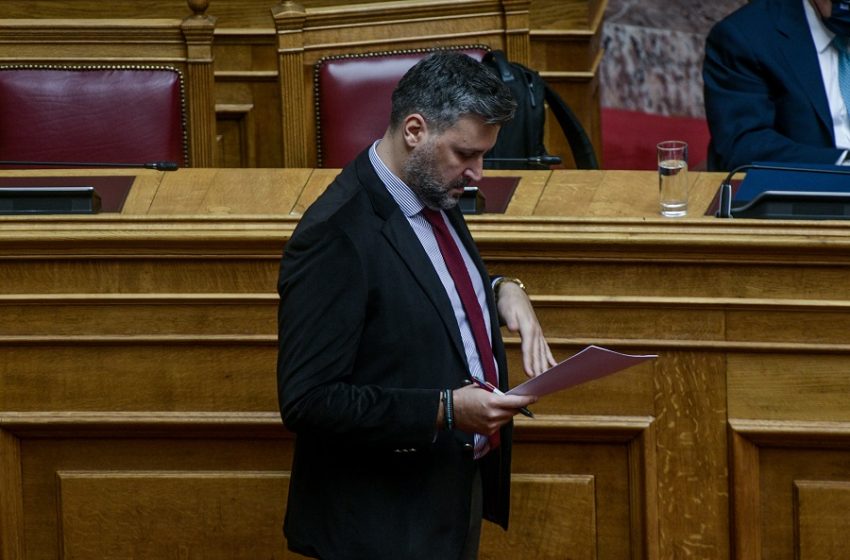  Καλλιάνος: Η εικόνα της Παναγιάς στον Βύρωνα δακρύζει τον τελευταίο χρόνο – Σάλος στα social