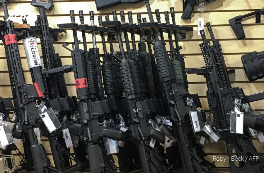  ΗΠΑ: Μέτρα για περιορισμούς στην πώληση όπλων παίρνει ο Μπάιντεν