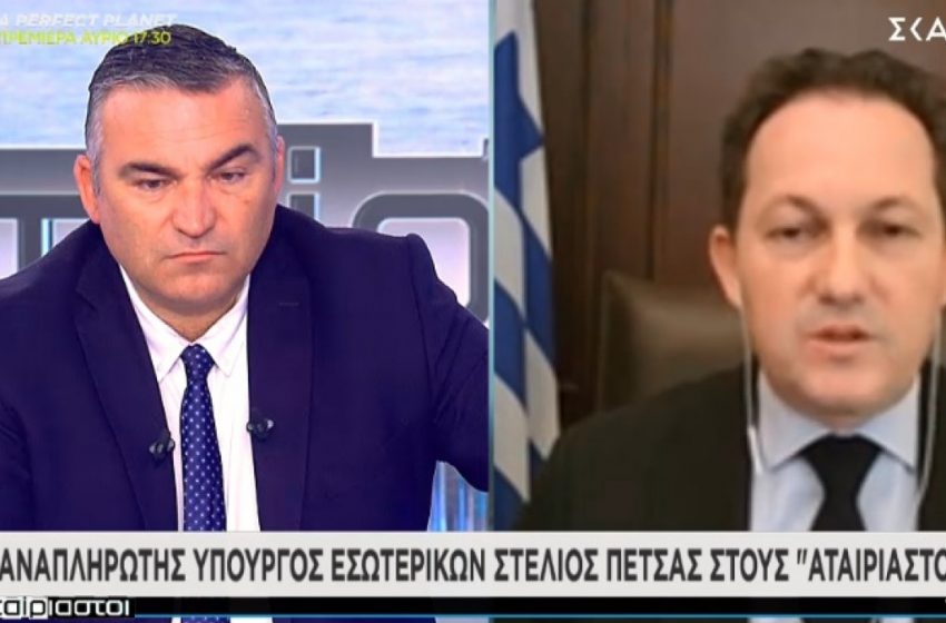  Πέτσας: “Μετά το Πάσχα θα φύγει το SMS”