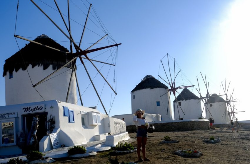  CNBC: Οι πλούσιοι Αμερικανοί επενδύουν στην Ελλάδα – Ψάχνουν ακίνητα για ονειρικές διακοπές
