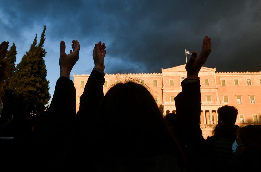  Οι εμβολιασμοί, οι νέοι, η οικονομία και μια συζήτηση που μόλις ξεκίνησε…