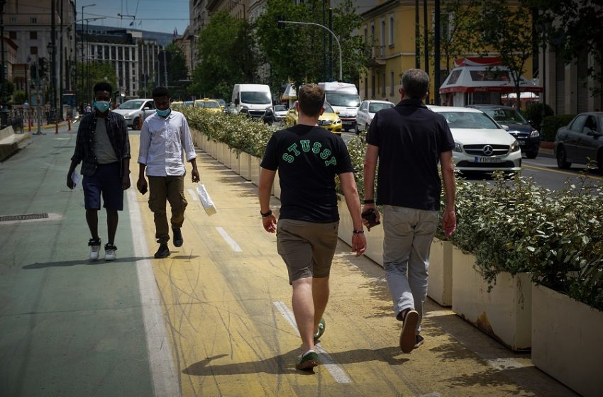  Κοροναϊός: 924 κρούσματα σε Αττική, 169 σε Θεσσαλονίκη